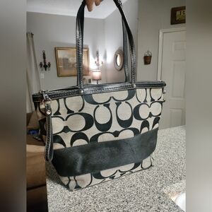Coach Medium Tote Bag